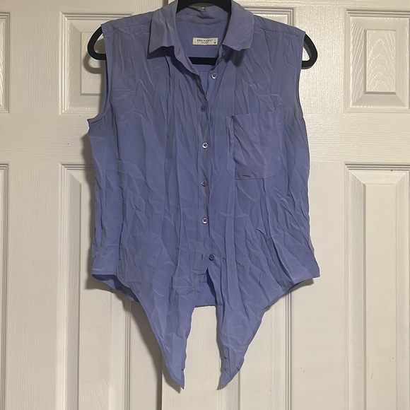 Equipment Femme Sleeveless Tie Front Silk Shirt - Picture 2 of 6